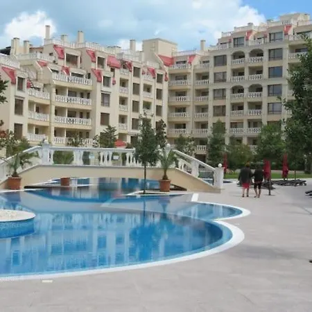 Апартаменты South Bay Beach