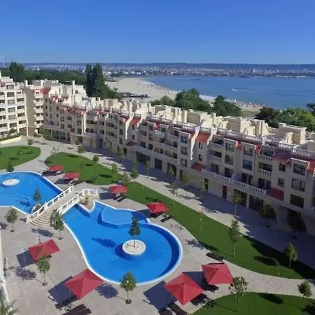 South Bay Beach Апартаменты